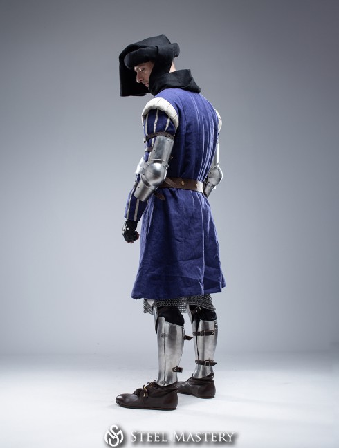 Vernon Roche s Blue Stripes Outfit world of The Witcher 3 Wild Hunt